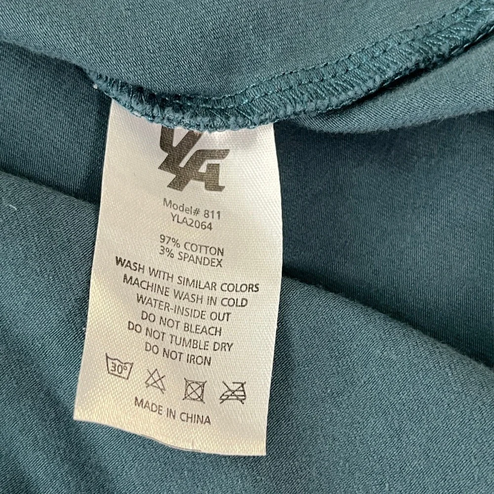 Young LA Shirt Mens XL Blue Crew Neck Pullover Long Sleeve Casual Streetwear‎